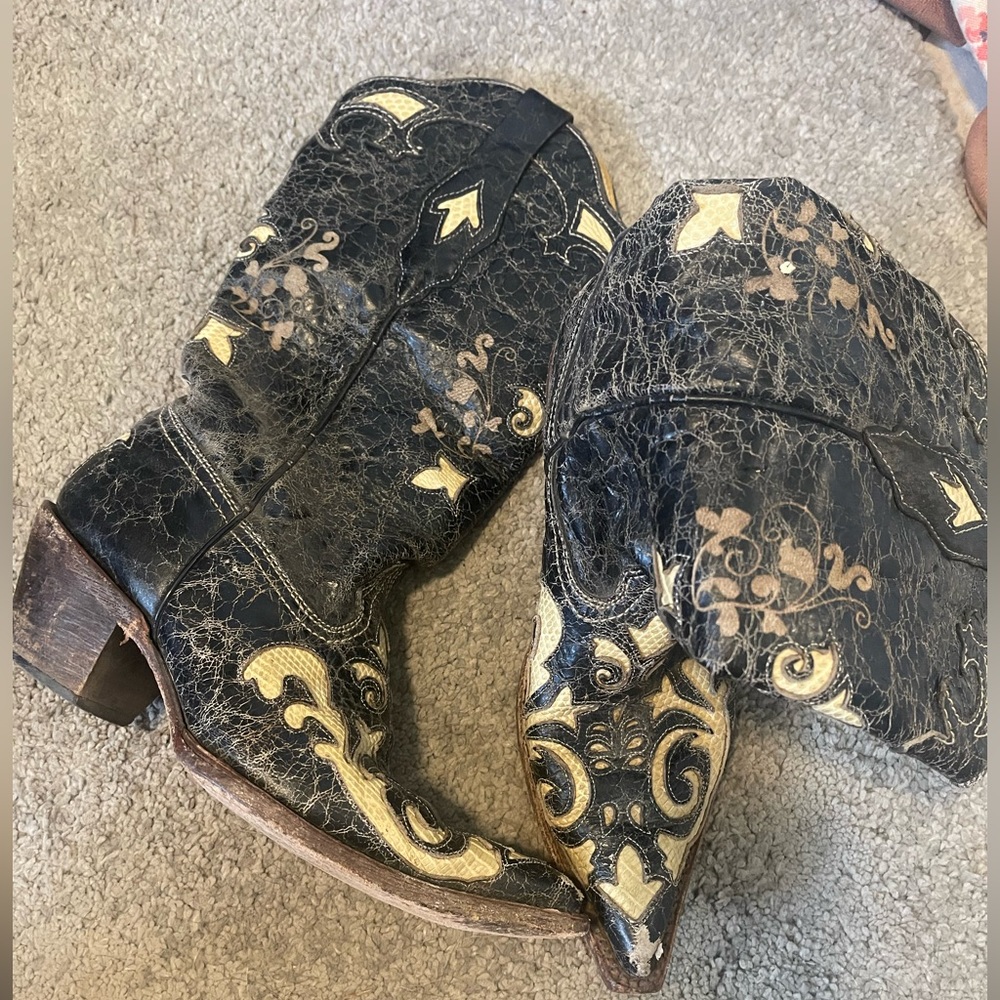 Corral Women’s Cowboy Boots